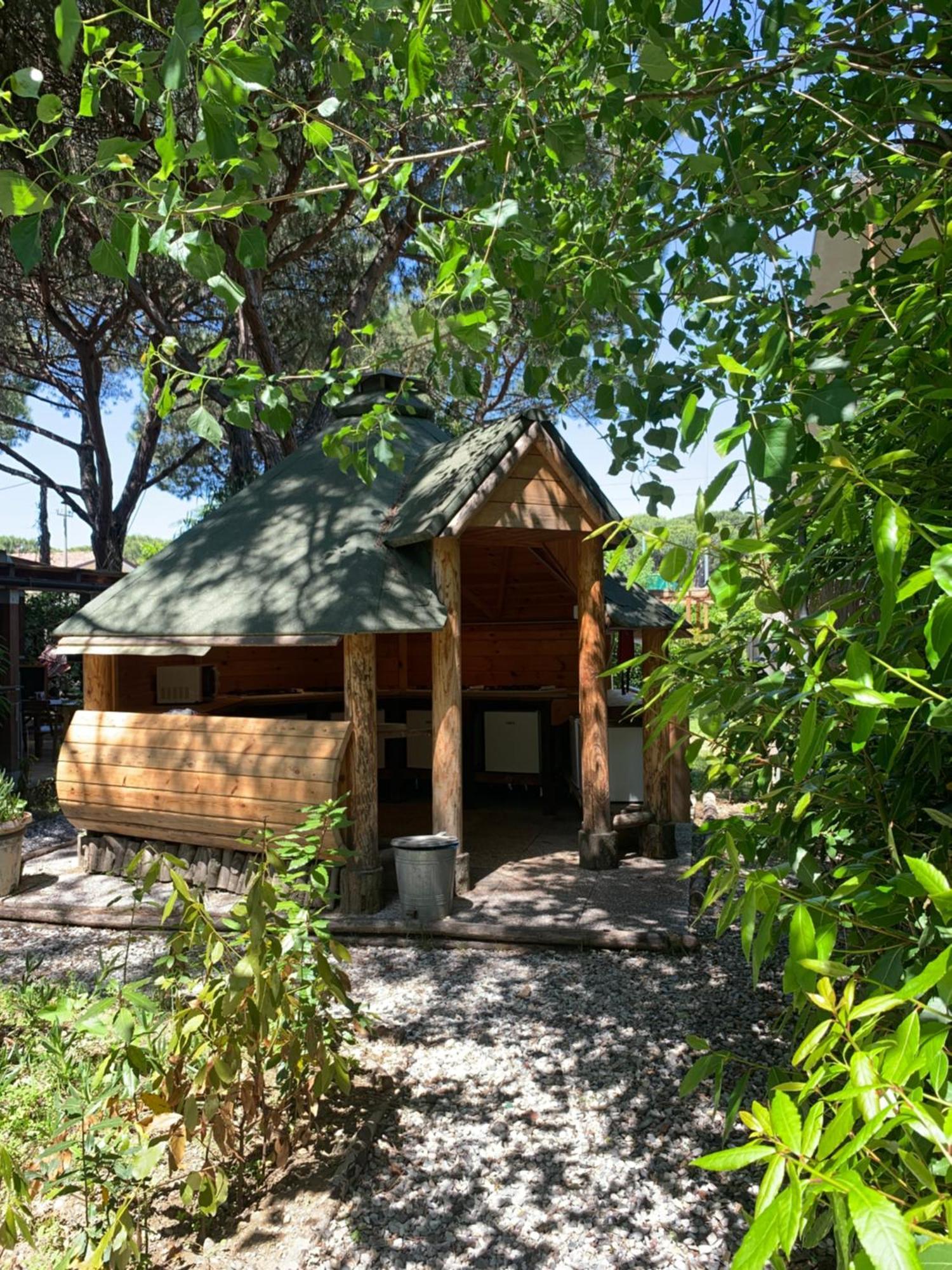 Camping Dolce Sole Marina di Massa Ngoại thất bức ảnh